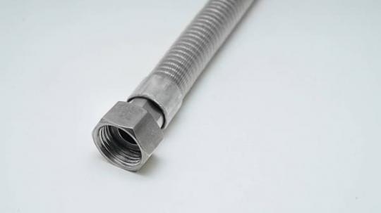 Подводка гибкая сильфонная универсальная с ПВХ покрытием 1/2